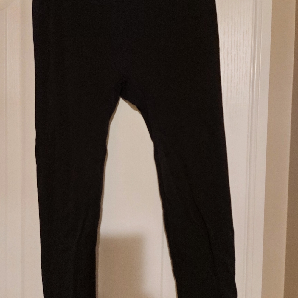 Capri length leggings